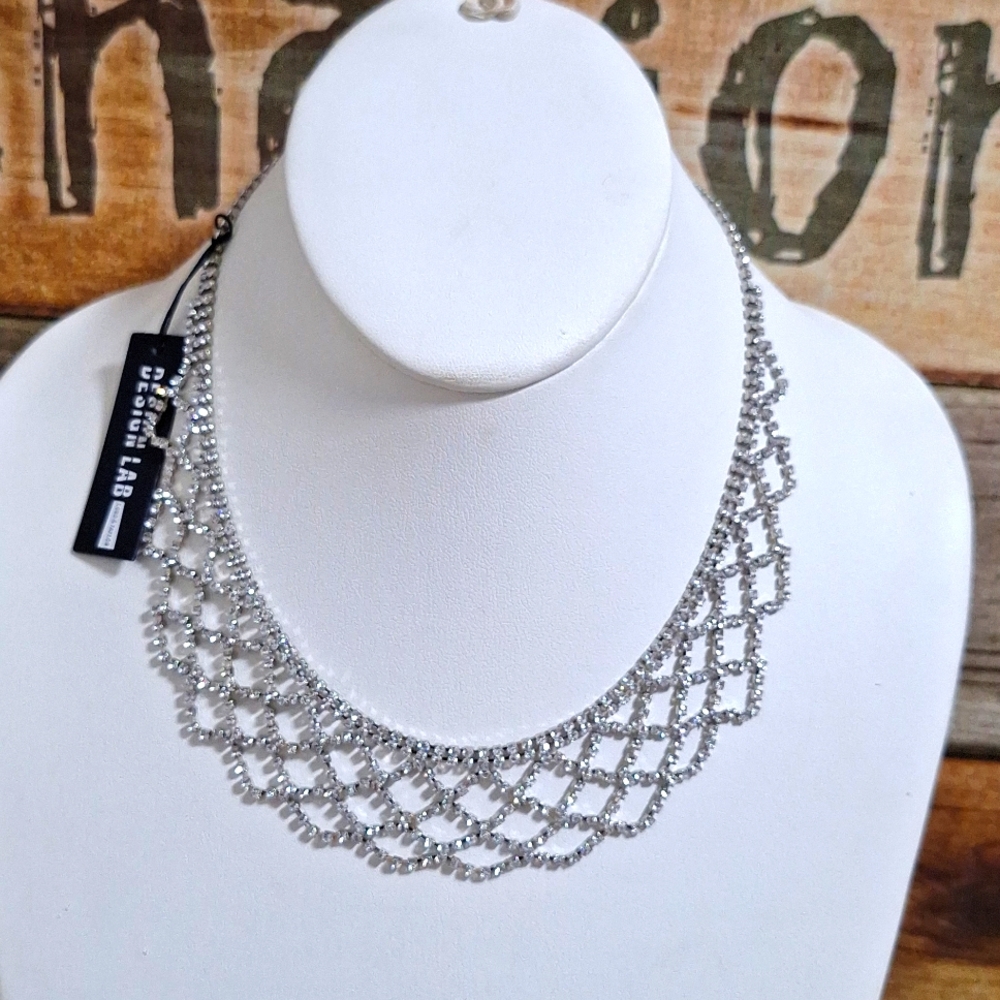 DESINGN LAB SILVER TONE RHINESTONE BIB NECKLACE
